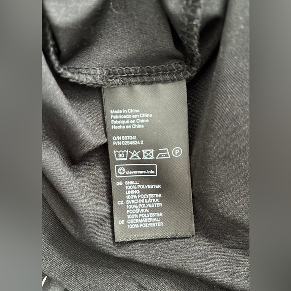 H&M Dress Black with Feather Pattern - Picture 5 of 5